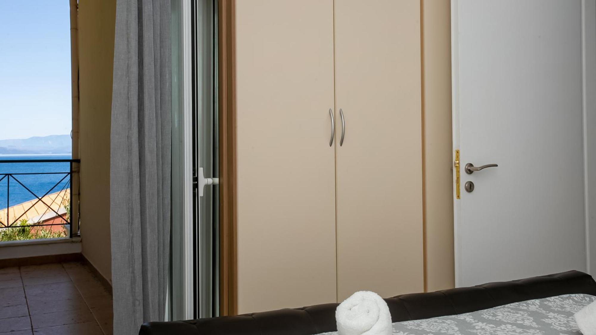 Ionian Grand Apartment Kornata Bagian luar foto