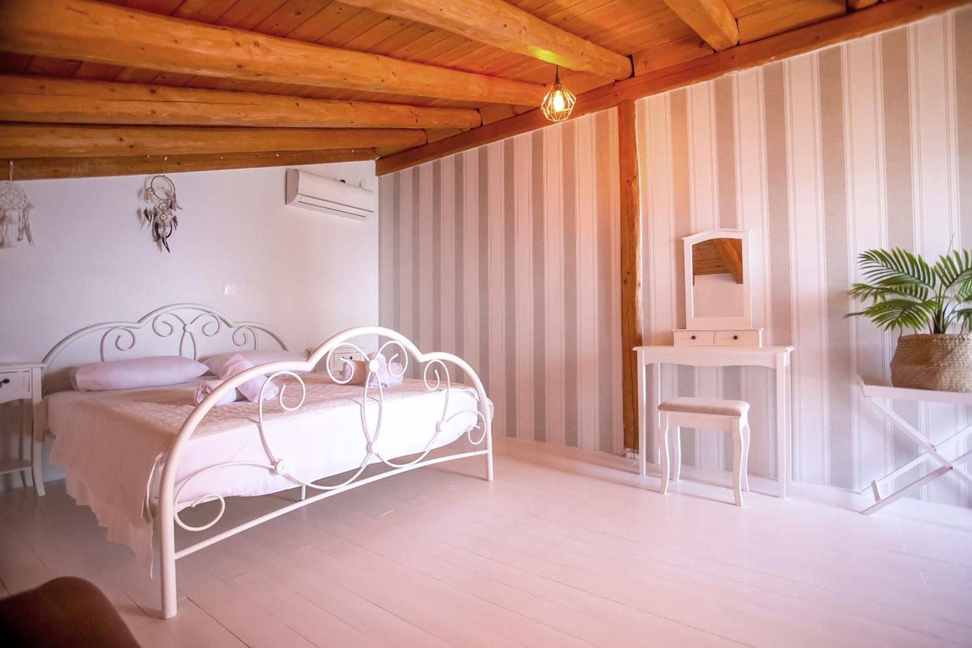 Ionian Grand Apartment Kornata Bagian luar foto